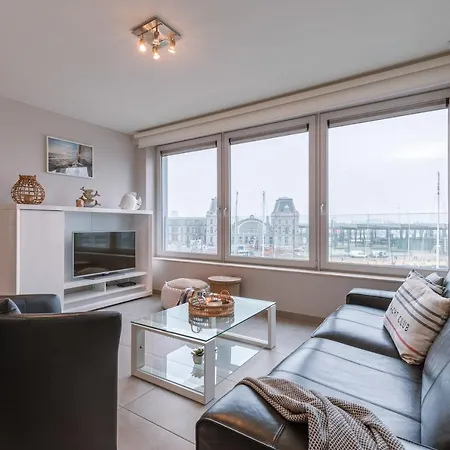 Zeilboot - Modern, Perfectly Appointed Apartment With Magnificent View Over The Port Of Ostend Οστένδη